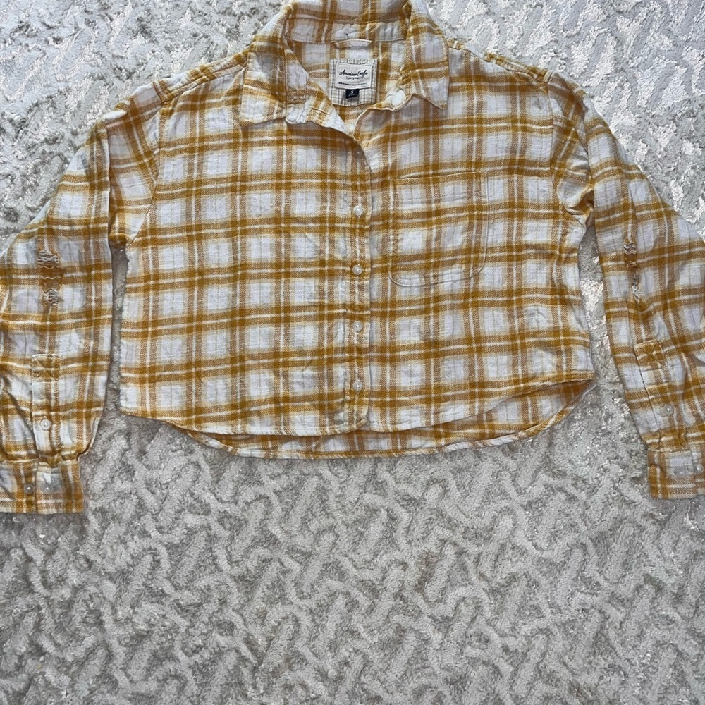 American eagle Yellow Plaid Cropped distressed Shirt